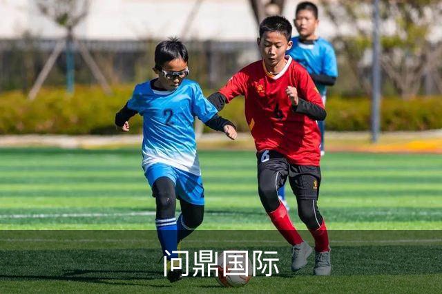 问鼎国际办公环境